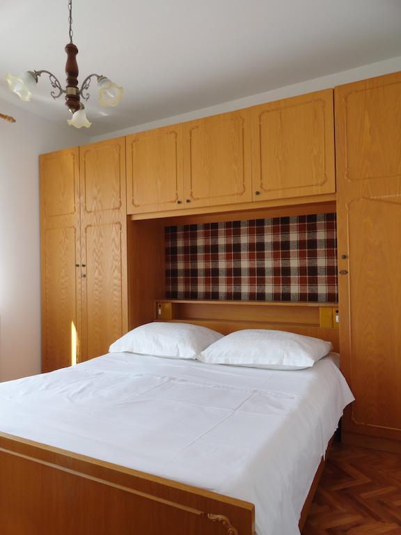 Apartments & Rooms Karmela Banjol 部屋 写真